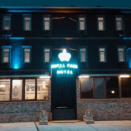 Royal Park Hotel Corlu Bed And Breakfast Tekirdağ Esterno foto