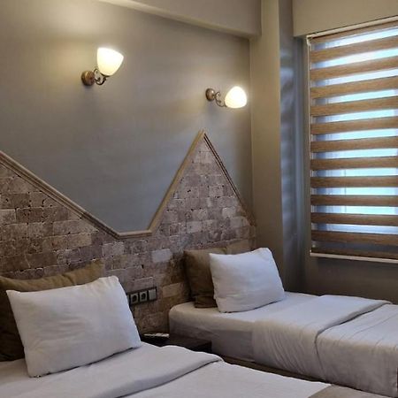 Royal Park Hotel Corlu Bed And Breakfast Tekirdağ Esterno foto