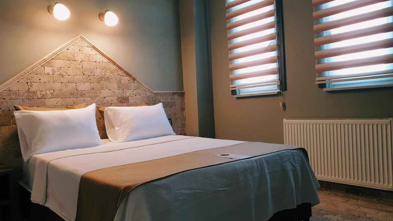 Royal Park Hotel Corlu Bed And Breakfast Tekirdağ Esterno foto
