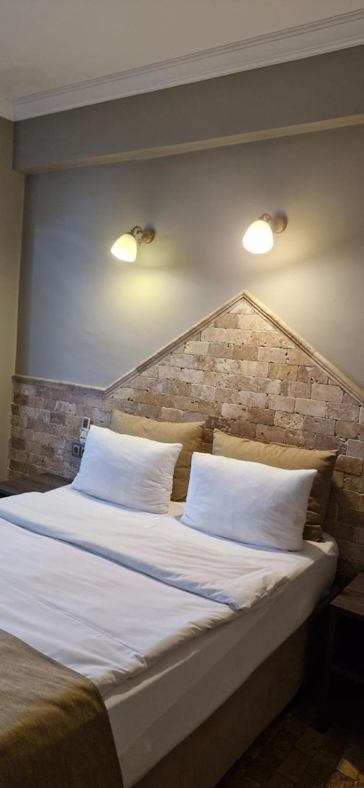 Royal Park Hotel Corlu Bed And Breakfast Tekirdağ Esterno foto